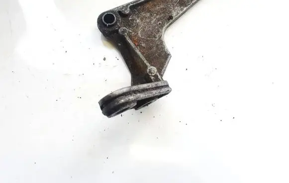 Ford Mondeo MK I Engine mounting bracket 93bd3e679ac 93bd-3e679-ac