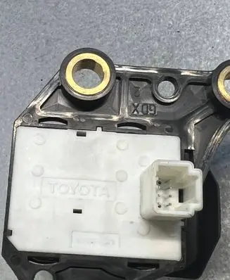 Toyota Avensis T250 Parking (PDC) sensor switch 8934805011A0
