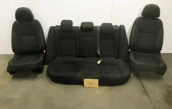 Seat set
