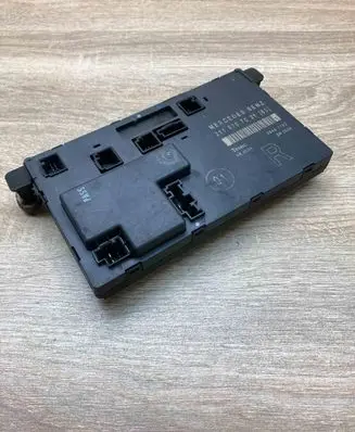 Mercedes-Benz E W211 Door control unit/module 2118707026