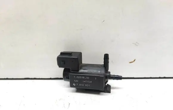 BMW 3 F30 F35 F31 Vacuum valve 7810831