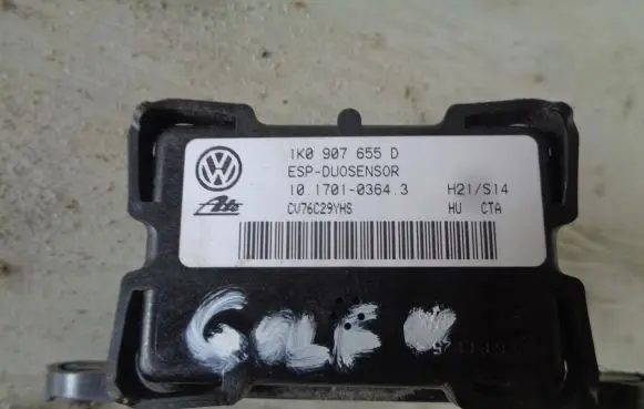 Volkswagen Touran I ESP acceleration yaw rate sensor 1K0907655D