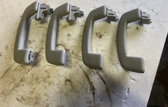 Volkswagen Golf VII A set of handles for the ceiling 5g08576078