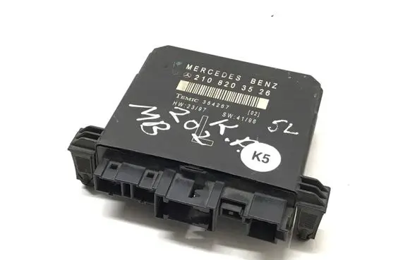 Mercedes-Benz E W210 Door control unit/module 2108203526 354267