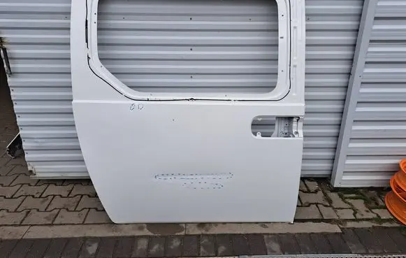 Hyundai Staria Side sliding door 