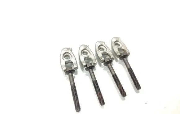 Renault Captur Fuel Injector clamp holder 