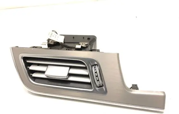 Mercedes-Benz E W212 Rear air vent grill 