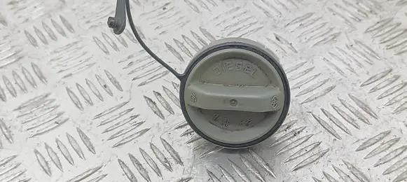 Toyota Avensis T250 Fuel tank filler cap 