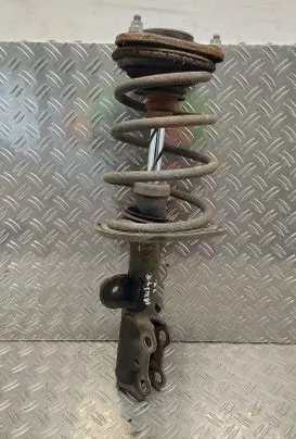 Toyota Prius+ (ZVW40) Front shock absorber/damper 4852047270