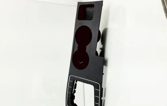 Cup holder front