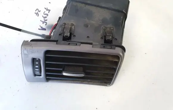Audi A6 S6 C5 4B Dash center air vent grill 4b1820901