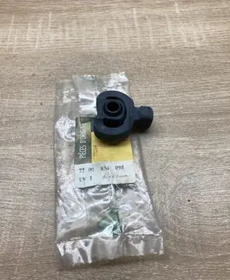 Renault Scenic II - Grand scenic II Muffler mount bracket/holder 7700836095 7700836095A
