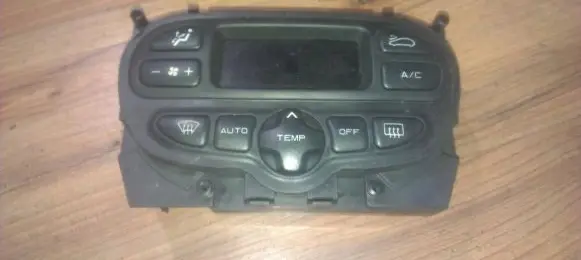 Citroen Xsara Picasso Climate control unit 96514030xt f011500007