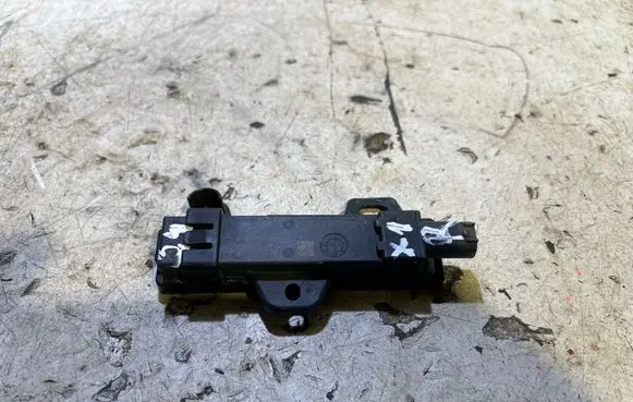 BMW X1 U11 Keyless (KESSY) go control unit/module 65205AD0B201