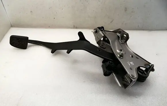 Clutch pedal