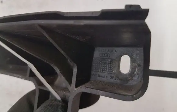 Audi A6 S6 C6 4F Rear bumper mounting bracket 4F9807898A