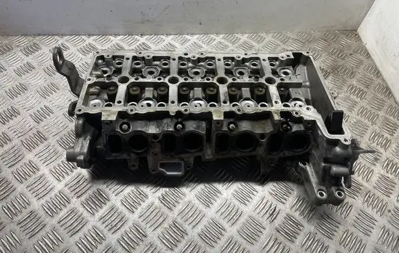 BMW 3 E92 E93 Engine head 7810465