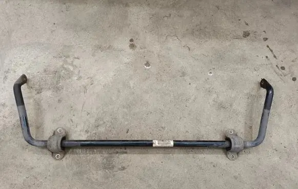BMW 1 F20 F21 Front anti-roll bar/sway bar 6869290