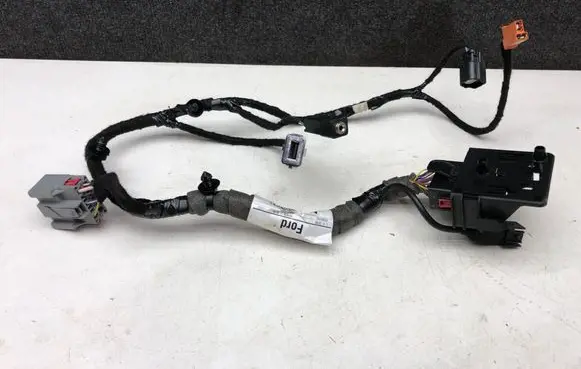 Ford Kuga II AUX in-socket connector CV6T15K857