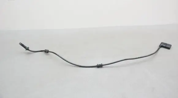 Mercedes-Benz C W205 ABS rear brake sensor A2539052500