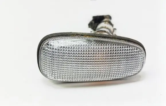 Opel Zafira A Front fender indicator light
