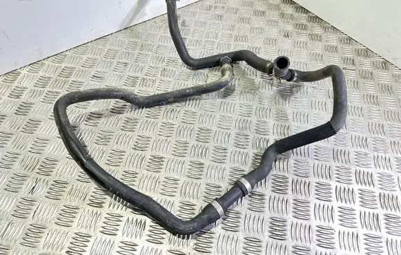 Ford C-MAX I Engine coolant pipe/hose 3M5H8274 2027843