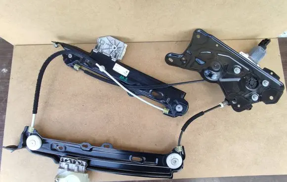 BMW 4 F36 Gran coupe Rear door window regulator with motor 7365258 51357365258 7326326