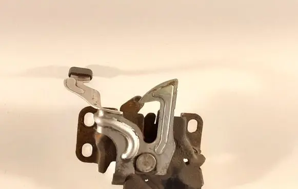 Honda Jazz Engine bonnet/hood lock/catch