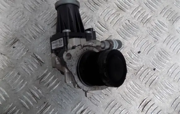 Peugeot 3008 II EGR valve 9829870080