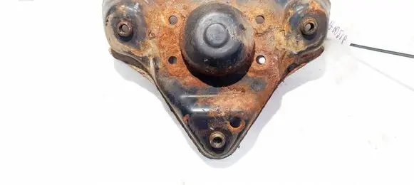 Volkswagen PASSAT B5 Coil spring mount 