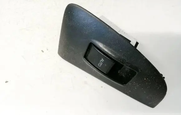 Toyota Avensis T250 Electric window control switch 7423105140 74231-05140