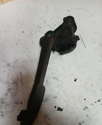 Volvo V70 Accelerator throttle pedal 00776908 A139 9472051
