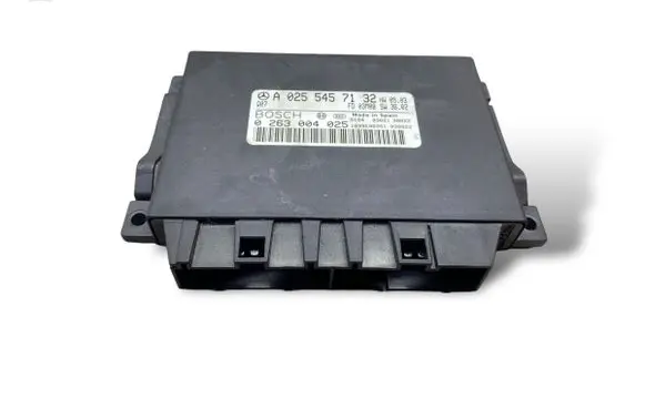 Mercedes-Benz E W211 Parking PDC control unit/module A0255457132 K5307