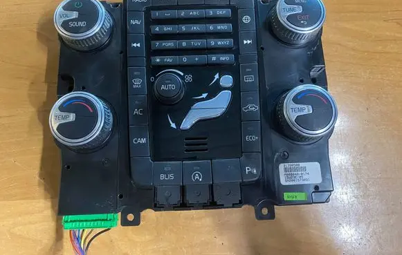 Volvo V60 Climate control unit 31398588 15W23E05 M0080400174