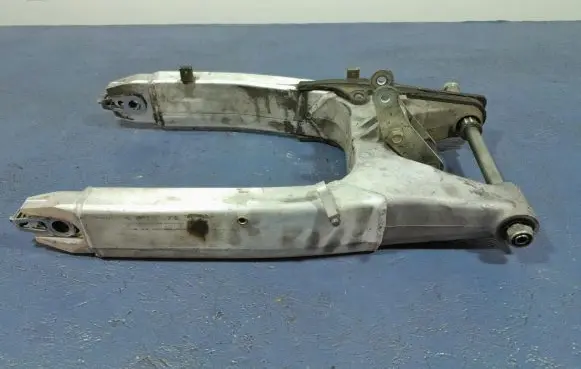 Rear control arm