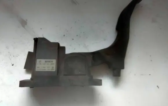 Seat Toledo II (1M) Accelerator throttle pedal 1J1721503K 0281002342 283111522