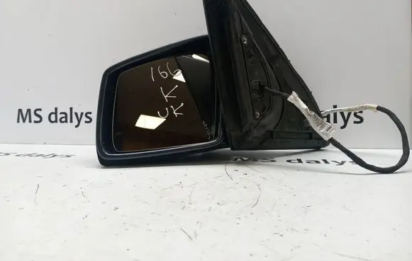 Mercedes-Benz ML W166 Front door electric wing mirror A1668100516 1668100516