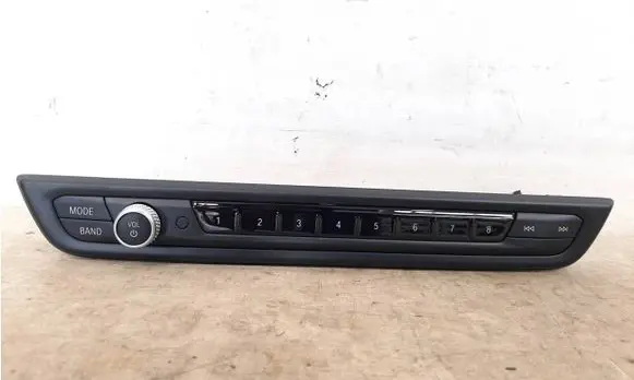 BMW 2 F44 Head unit multimedia control 7949340 5A47C51 61317949340