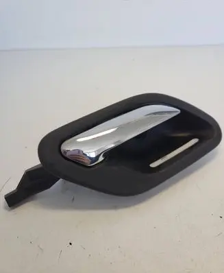 BMW 7 E38 Front door interior handle 8239476