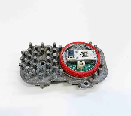 BMW 3 E92 E93 LED ballast control module MDE12731 1305715084