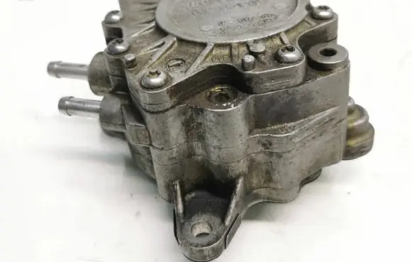 Audi A6 S6 C6 4F Vacuum pump 03G145209 090905A