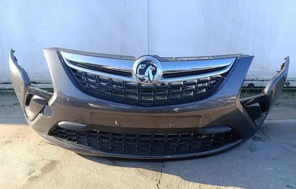 Opel Zafira C Front bumper