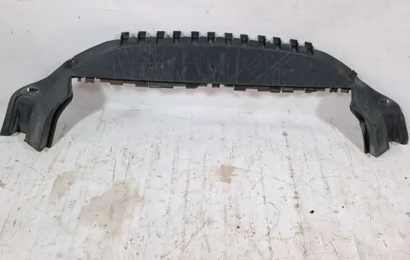 Volvo S40 Front bumper skid plate/under tray 30655940