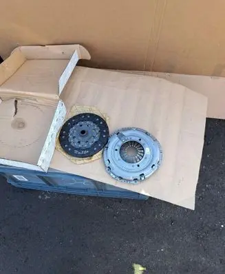 Renault Trafic III (X82) Clutch set kit 95519559