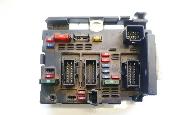 Peugeot 307 Comfort/convenience module 9646405180 BSMB2