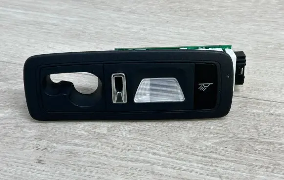 Porsche Cayenne (92A) Rear seat light 7PP947408C