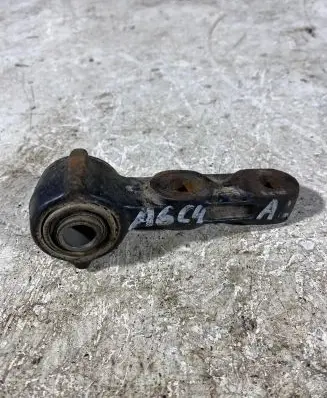 Audi A6 S6 C4 4A Engine mount bracket