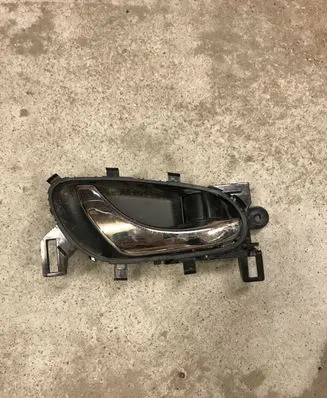 Nissan X-Trail T32 Rear door interior handle