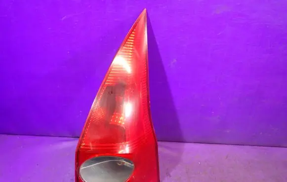 Renault Megane II Rear/tail lights 8200142685