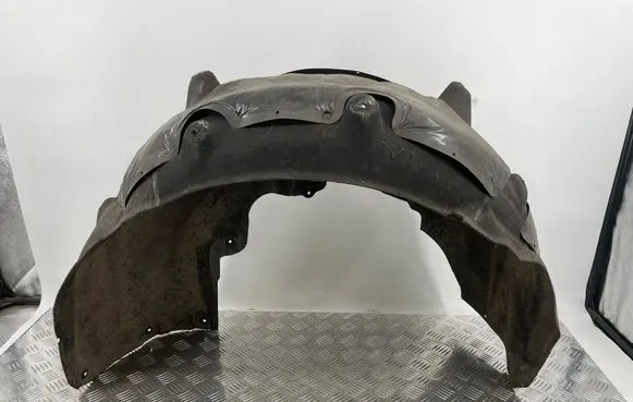 BMW 7 G11 G12 Rear arch fender liner splash guards 7840203